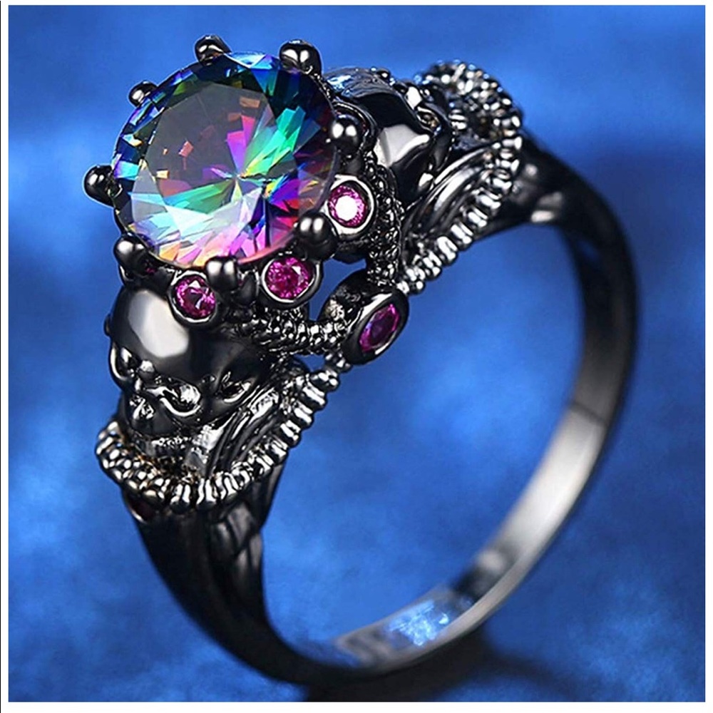 Skull Ring - Picture 3 of 4
